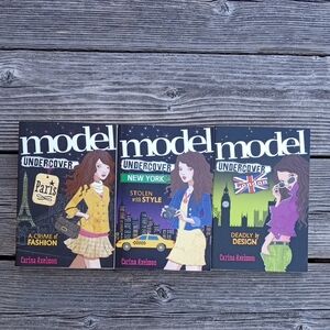 *For Tweens*   Model Undercover Book Set